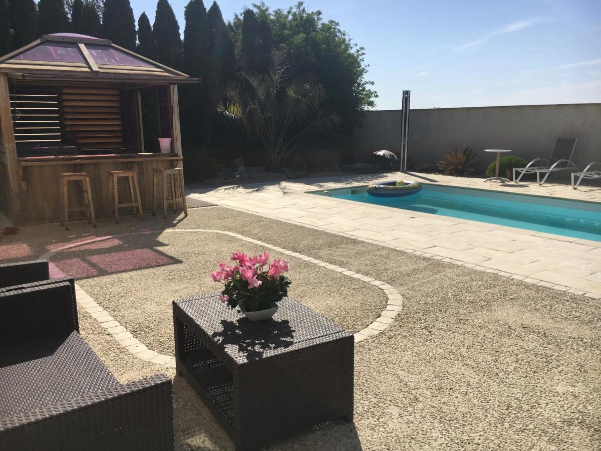 Piscine Et Jacuzzi A 2Km De La Plage De St Georges De Didonne Сен-Жорж-де-Дидон Экстерьер фото